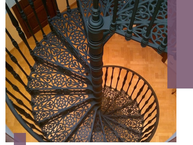 Винтовые лестницы под ключ в Краснотурьинске: производство и монтаж