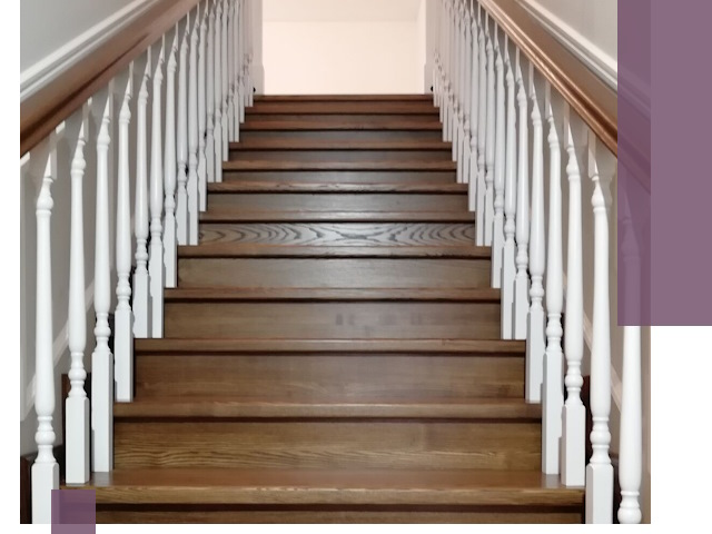 Лестницы из ясеня на заказ в Краснотурьинске — изготовление и монтаж