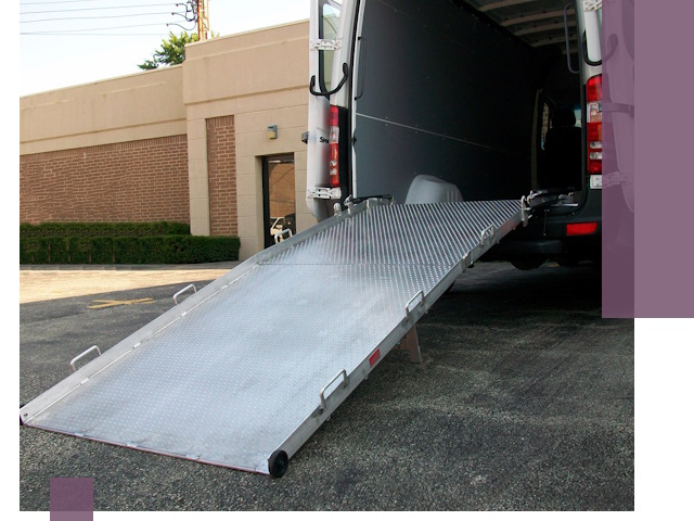 Мобильные пандусы в Краснотурьинске — производство, монтаж и аренда