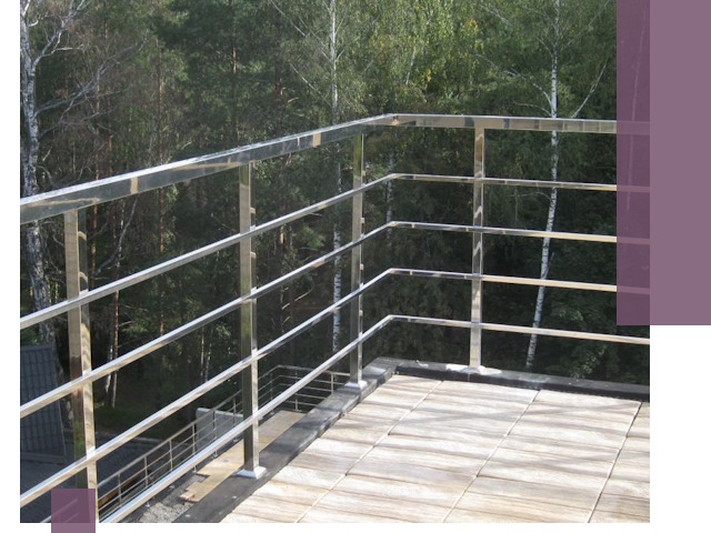 Парапеты из нержавеющей стали в Краснотурьинске — изготовление и монтаж